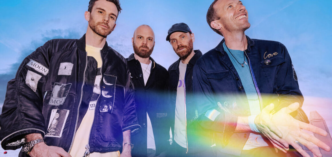 Coldplay - Main press photo Credit_ Anna Lee Webres BAJA
