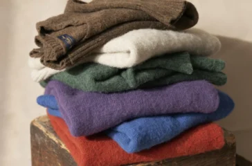 OCTOBER_M_BRUSHED_WOOL_SWEATERS
