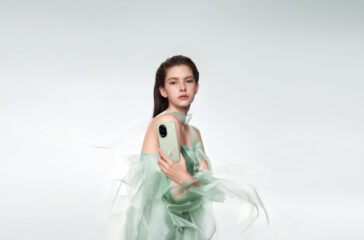 nova 13 Pro_Product_Creative lifestyle shot_Headquarter_MKT_ZUY_Product_Creative Shot_Ribbon_Green_Clean_JPG_RGB_20241107