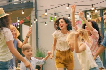 45 Family Reunion Songs That'll Have Everyone to the Dance Floor — Southern Living