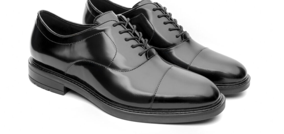 702704-negro-derecha-par