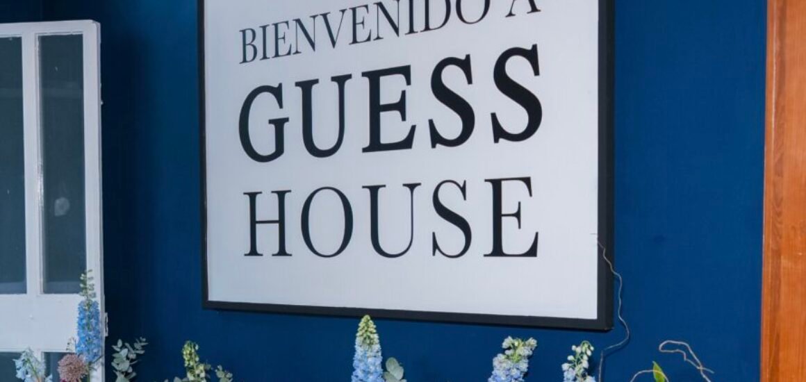Guess-Foto-16