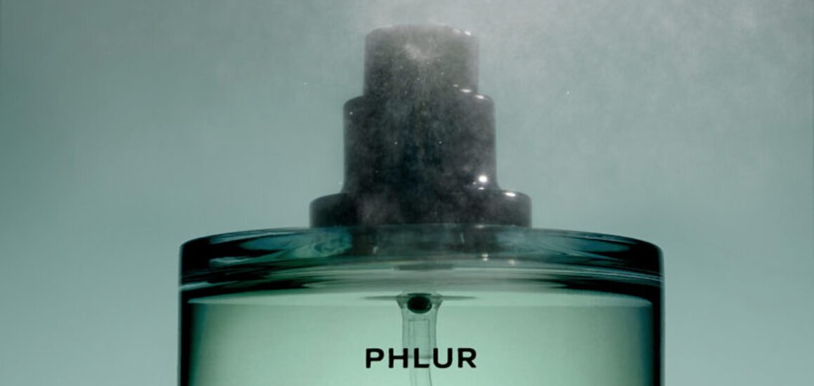 Phlur_Evergreen_09.24_003_©cydneycosetteholm2024