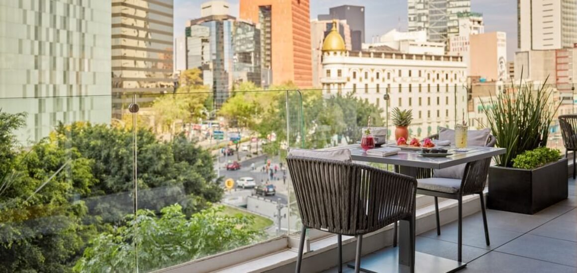 123511749-terraza-la-distral_standard